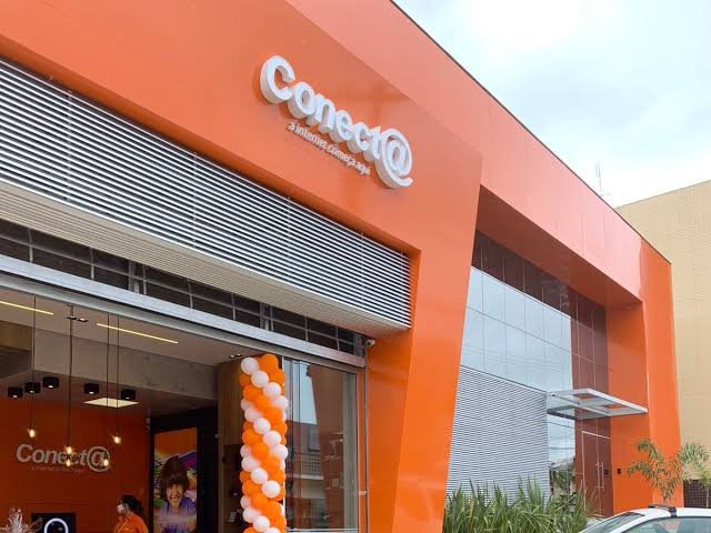 Leia mais sobre o artigo Como a Fachada Certa Reduz o Custo de Atrair Clientes | HColor